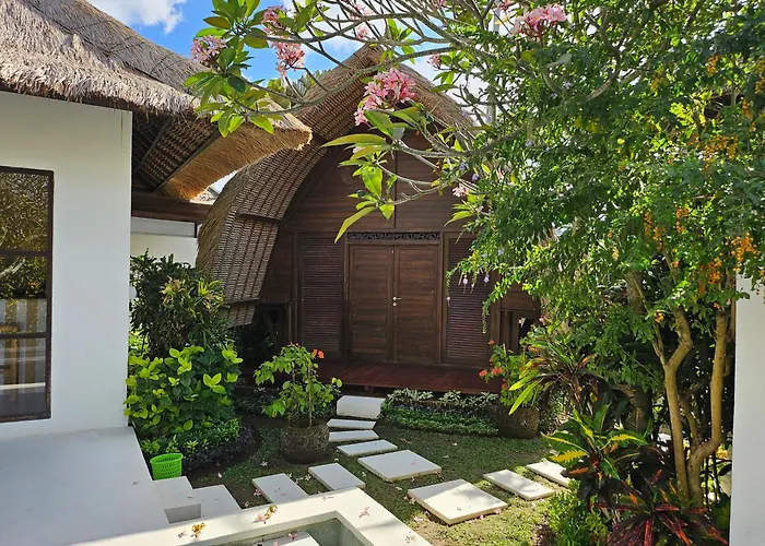 Villa Leon, Ungasan - Private Pool, Sauna, Hot Tub, Bbq & Breakfast, 3br Oasis