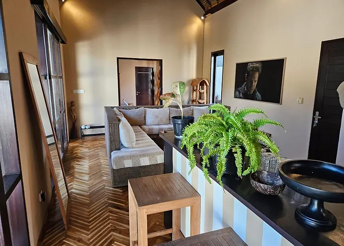 Leon, Ungasan - Private Pool, Sauna, Hot Tub, Bbq & Breakfast, 3br Oasis *
