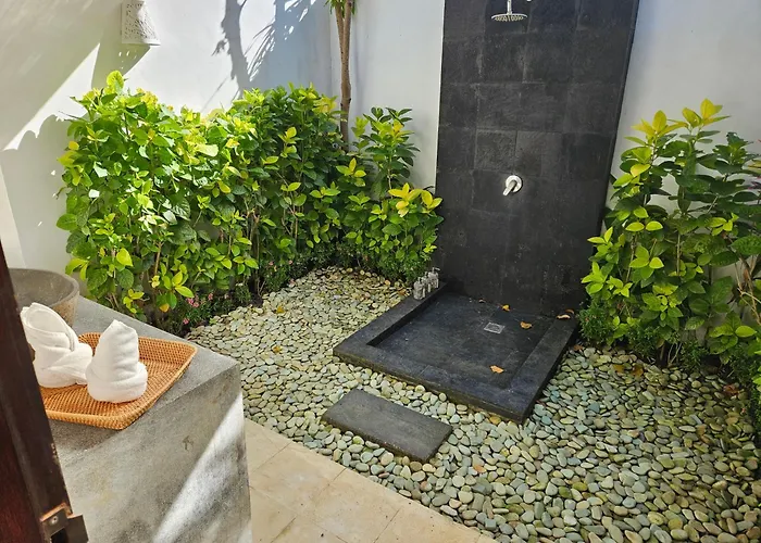 Villa Leon, Ungasan - Private Pool, Sauna, Hot Tub, Bbq & Breakfast, 3br Oasis